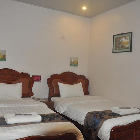 A&A Plaza Hotel Puerto Princesa Exterior photo